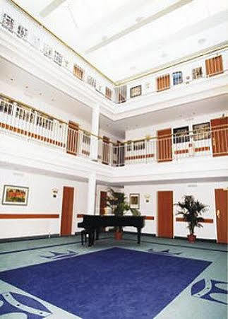 Hotel Kaiserhof Furstenwalde Exterior photo